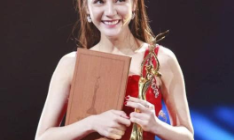 娱乐圈吃瓜迪丽热巴是谁,娱乐圈吃瓜界的焦点人物