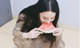 娱乐吃瓜酱依赖感,揭秘现代人的精神依赖与心理探索